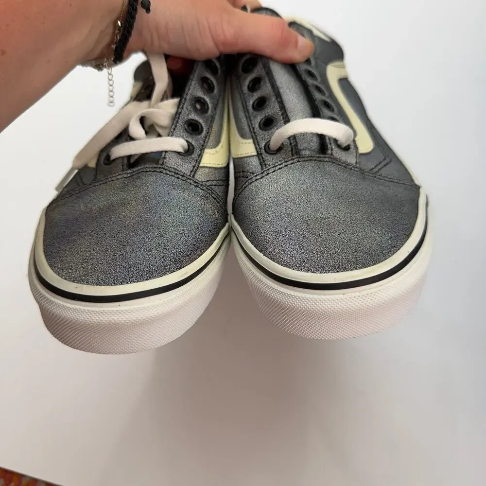 Vans Old Skool Sneaker in Prism Holographic 9
